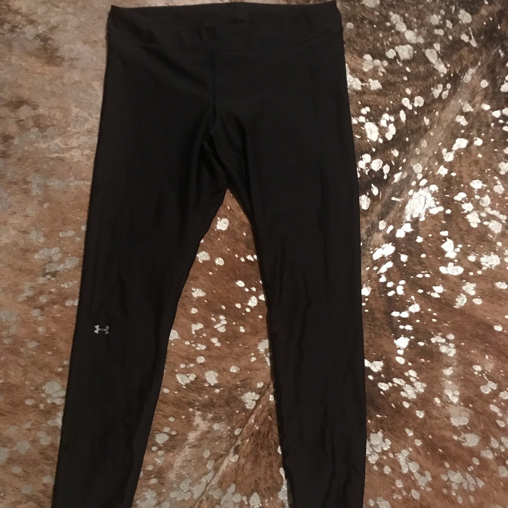 Like new Under Armour Heat gear leggings